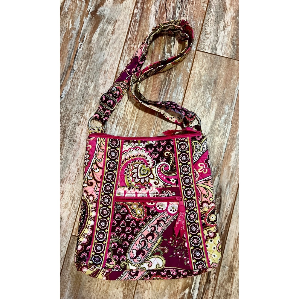 Vera Bradley Very Berry Paisley Hipster Crossbody Shoulder Bag Retired Quilted